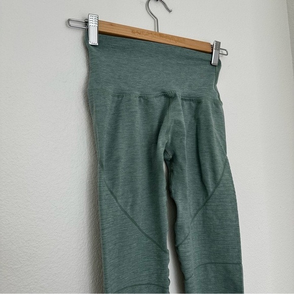 Alphalete OG Revival Leggings Sage Green Color Size Small Women’s High Waisted - Picture 6 of 11